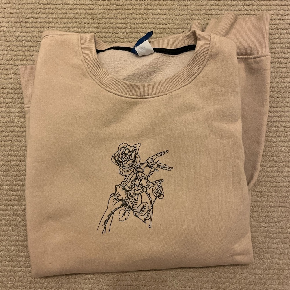 Skeleton crew neck